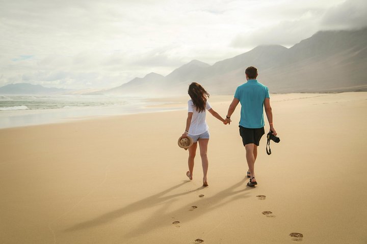 Fuerteventura: Cofete Beach and "Villa Winter" VIP Tour