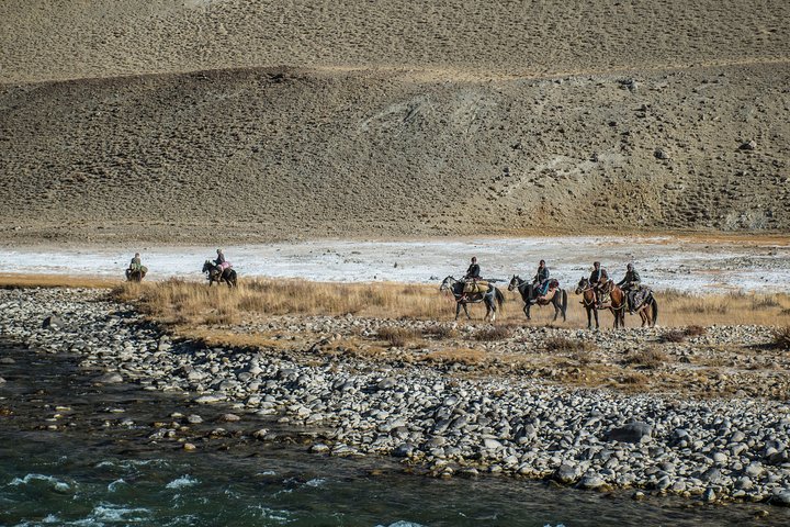 Osh to Dushanbe on Pamir Highway in 7 days