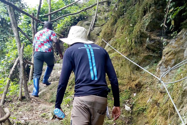 8 Days DR Congo Rwenzori Mountains hiking – Touching the Glacier (4350m alt)