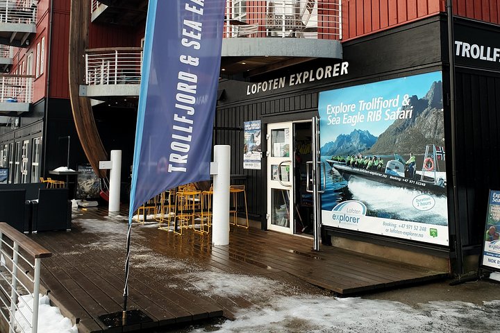 Trollfjord and Sea Eagle Safari Tour from Svolvaer