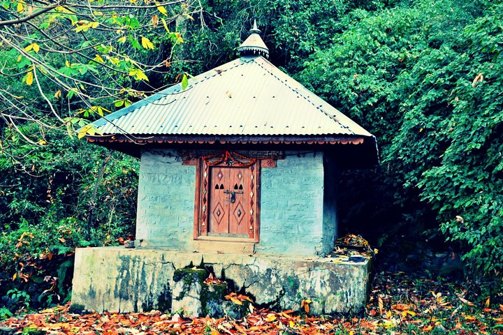 Discover the Spiritual Trails of Manali (2 Hours Guided Walking Tour)