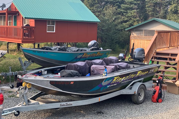 Full day Alaska Salmon Fishing on the Kenai Peninsula