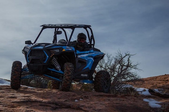 Top-Rated Moab You-Drive UTV Tour: Fins N Things & Hell’s Revenge