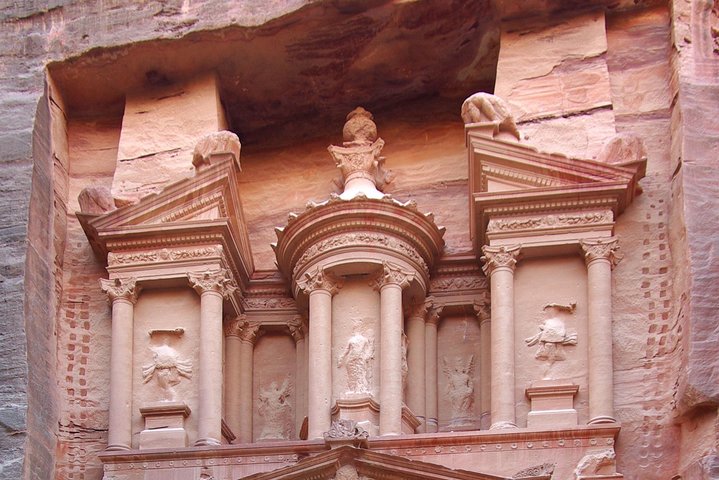 Petra and Wadi Rum: two days, one night