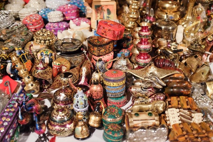 Visit Mohatta Palace Zainab market & Burns road
