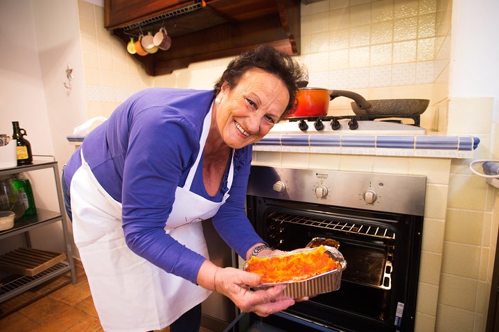 Cesarine: Show Cooking & Dining at Local's Home in Aosta
