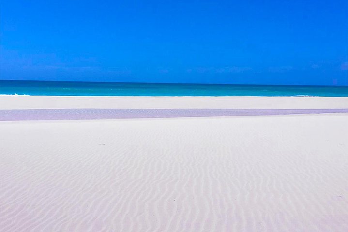 Boa Vista Tour: Santa Mónica, Desert & Shipwreck
