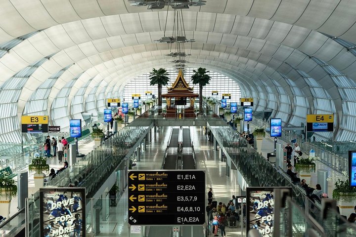 Private Sheffield Robin Hood Arrival Transfer - Airport to Hotel / Accommodation
