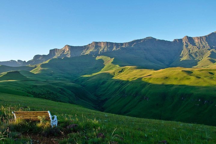 Drakensberg Mountains & Nelson Mandela Capture Site Full Day Safari