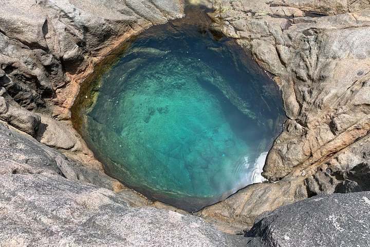Rock Pool, dreamlike & unique experience | Mahé | Private hike |