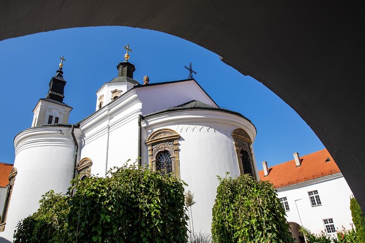 Northern Serbia: Sremski Karlovci and Novi Sad Full-Day Tour from Belgrade