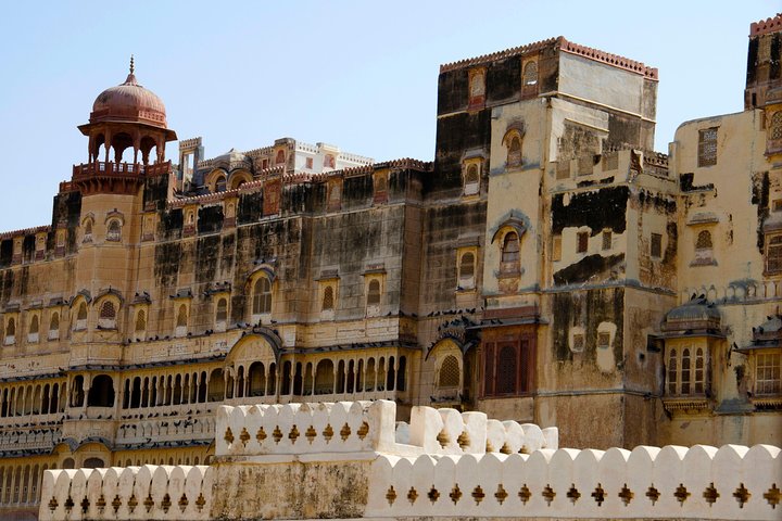 Heritage & Cultural Trails of Bikaner (2 Hours Guided Walking Tour)