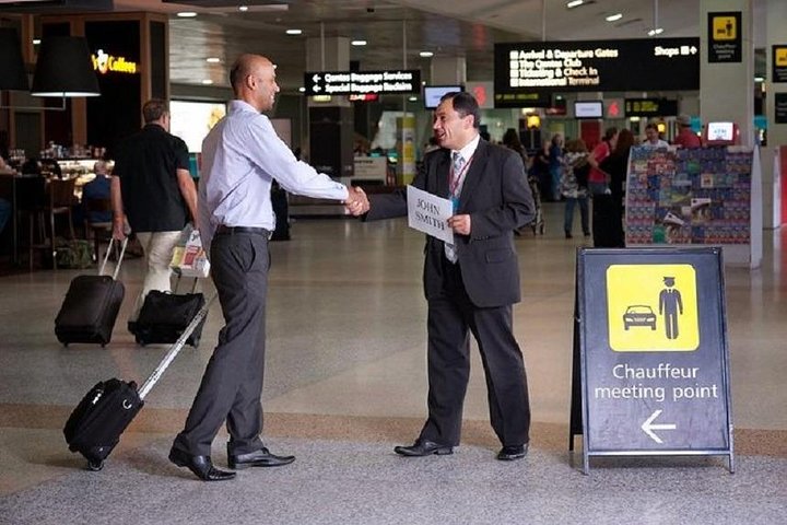 Private Airport Transfer kualanamu (KNO) to All City Destination Medan