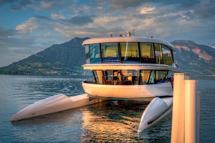 Lake Lucerne 1-Hour Catamaran Cruise