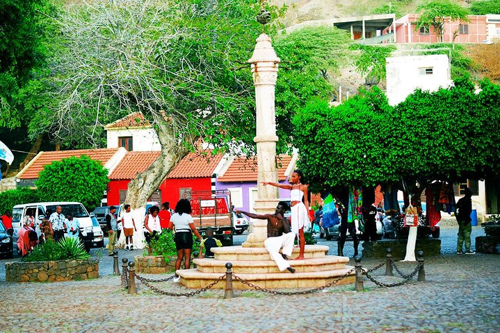 Like Locals: Praia and Cidade Velha Tour + Local Pontxi Tasting