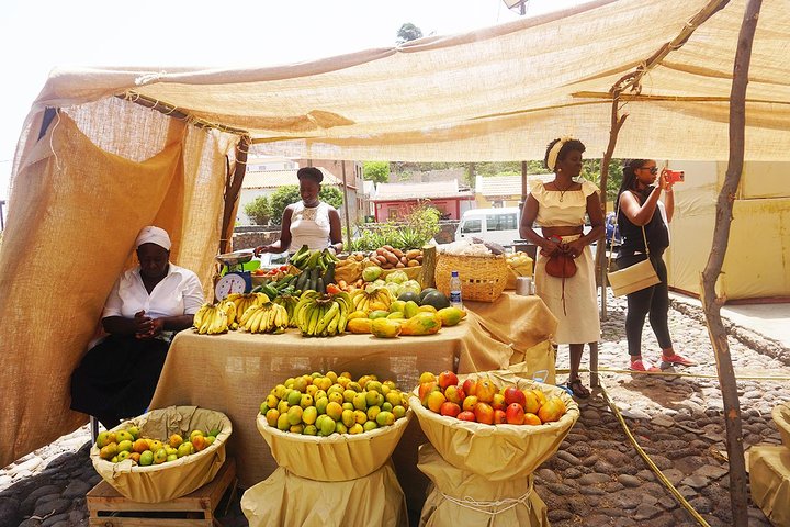 Like Locals: Praia and Cidade Velha Tour + Local Pontxi Tasting