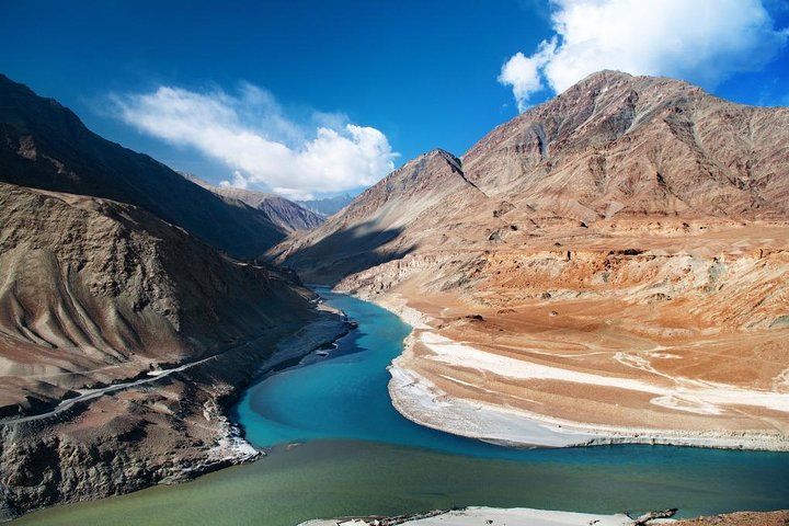 LEH LADAKH TOUR (5 Nights /6 Days)