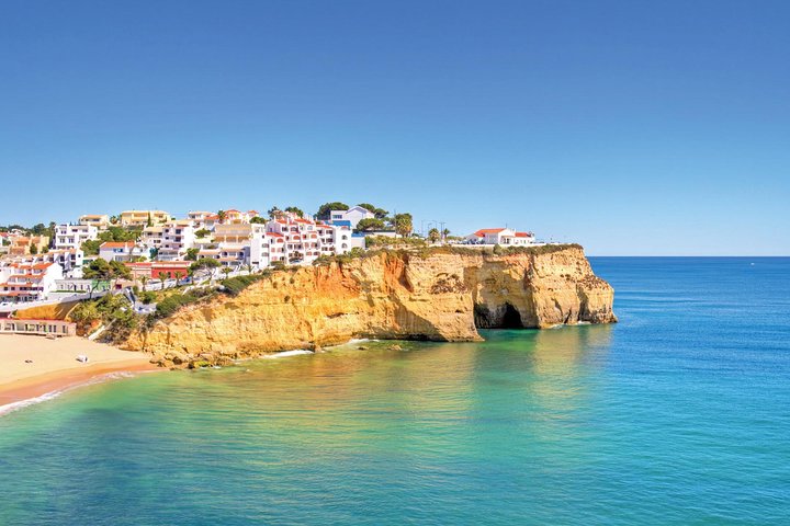 Private Transfer from Querença to Faro (FAO) Airport