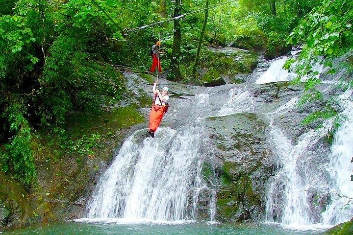 Puntarenas & Caldera Shore Excursion: 18 Waterfall Ziplines