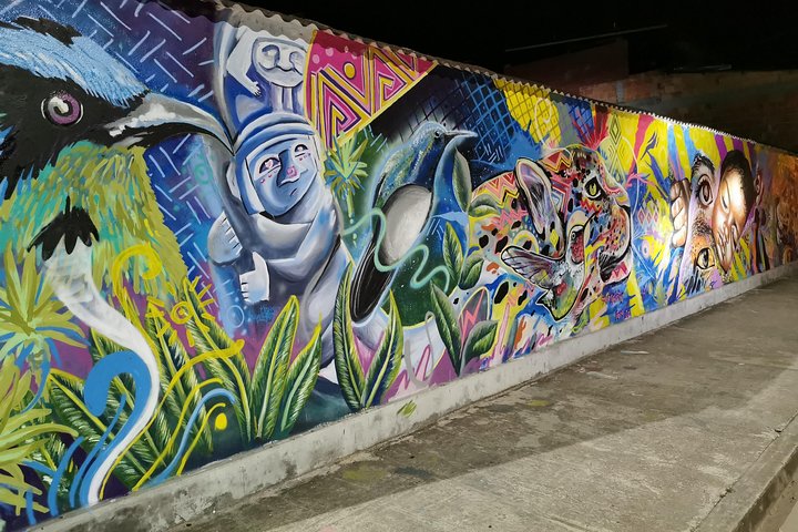 CityTour murals San Agustin (Graffiti)