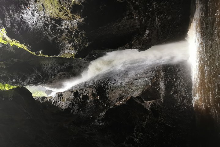 Hidden waterfall route