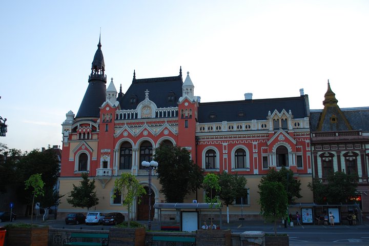3-Hour Cultural Walking Tour of Oradea