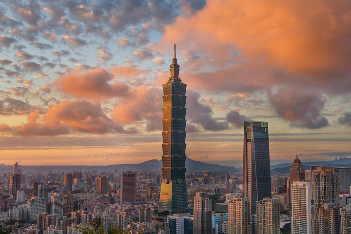 Private Custom Taipei Layover Tour from TPE airport