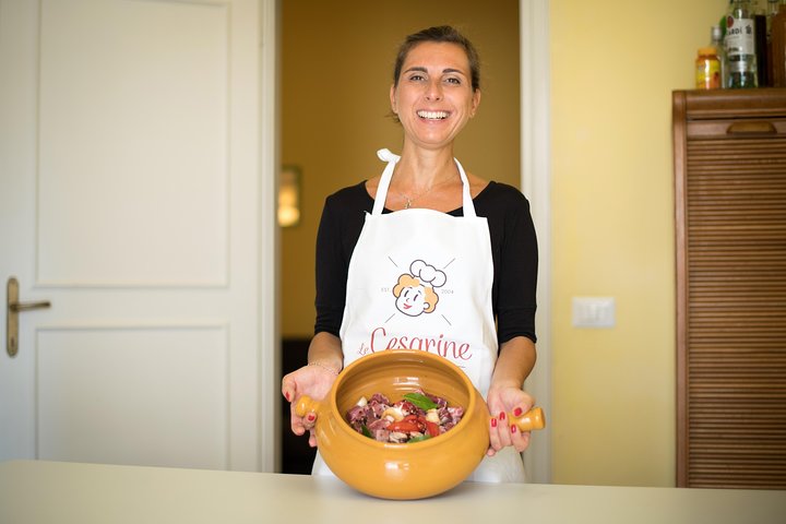 Lunch or dinner and cooking demo at a local home in Viareggio