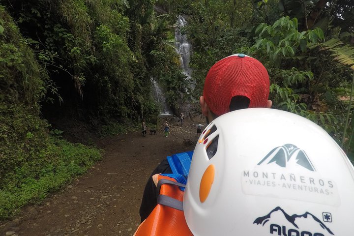 Canyoning La Escalera in Jardín Antioquia Route 5 Waterfalls-English