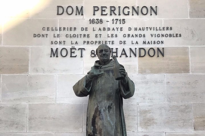 The Must-sees 3h30 from Epernay (Private Half day Champagne Tour)