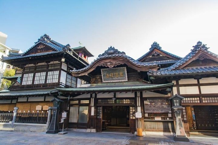 Matsuyama Customized Half-Day Tour with Licensed Local Guide