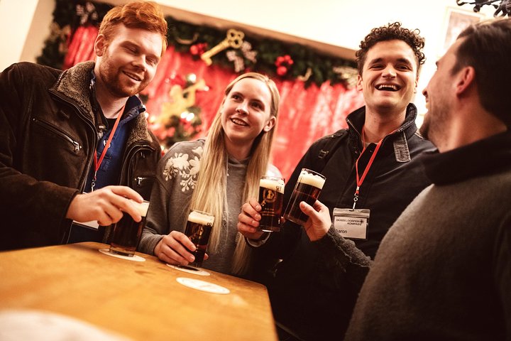 Brewery Tour Düsseldorf in English (inc. 3 beer)
