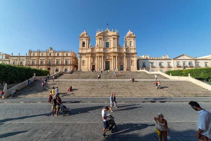 Noto, Portopalo and Marzamemi tour from Syracuse with private driver