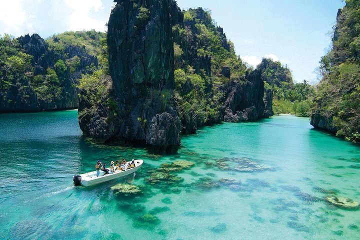 El Nido Island Hopping Day Tour from Puerto Princesa City