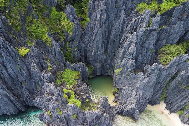 El Nido Island Hopping Day Tour from Puerto Princesa City