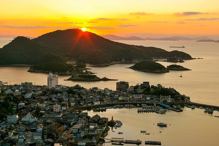 Fukuyama & Tomonoura Customized Half-Day Tour with Licensed Guide