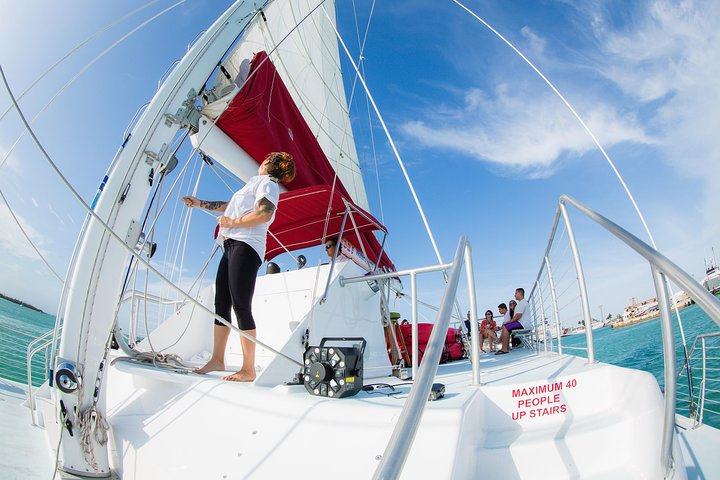 Key West Signature Sunset Sail with Live Music, Open Bar & Food
