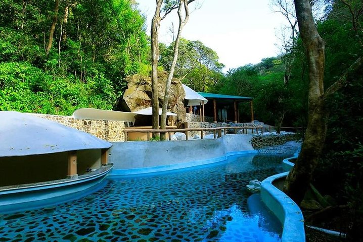 Super Combo: 7 activities in 1 day + Natural hot springs.