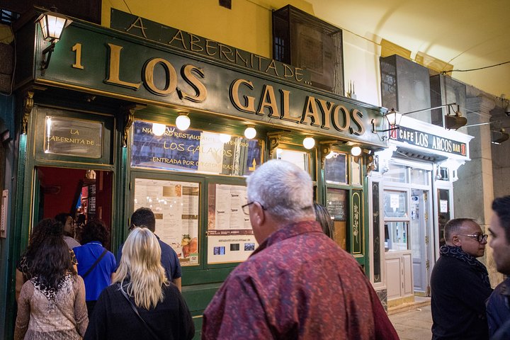 Madrid Tapas & Wine Tasting Food Tour – Small Group Local Bars