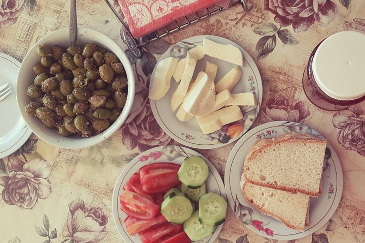 Troodos Mountains Halloumi Making: All Inclusive Workshop & Tour