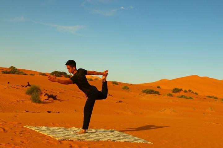 Merzouga: Overnight in luxury desert camp with Camel Ride, meals & sandboarding