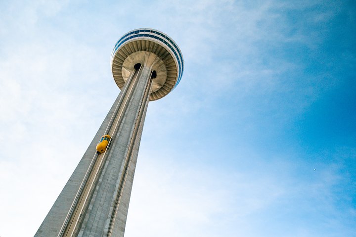 Niagara Falls Canada Tour: Helicopter, Boat Cruise & Journey