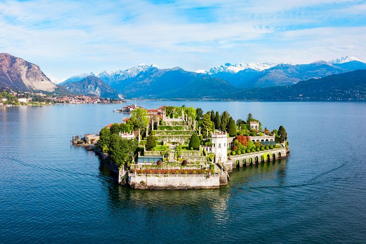 Stresa: 1-Day 3 Borromean Islands Hop-On Hop-Off Boat Tour