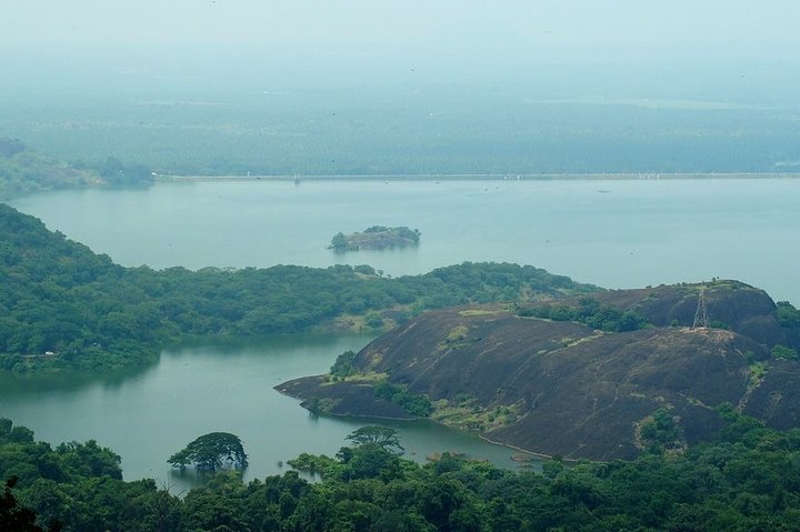 Hill Station Tour from Coimbatore to Valparai - 2 days