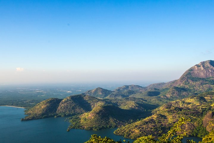 Hill Station Tour from Coimbatore to Valparai - 2 days