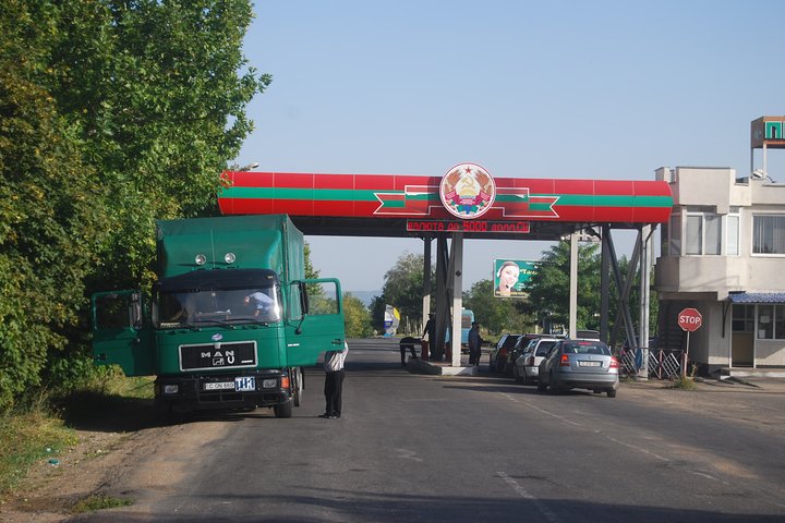 Transnistria Tour from Chisinau Explore Soviet Time Capsule