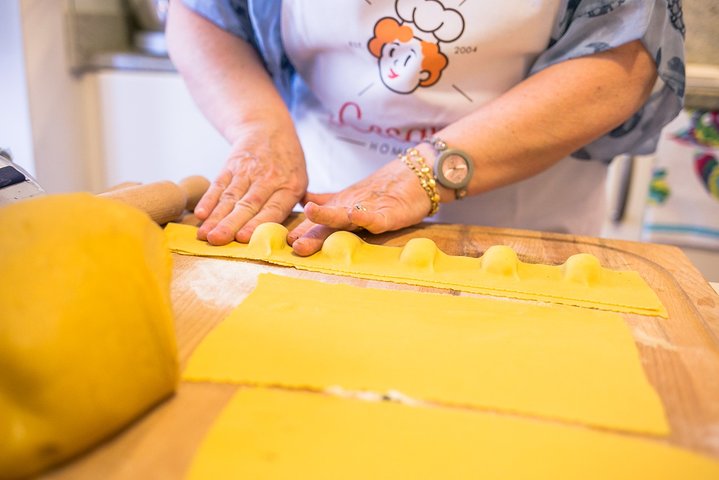 Lucca: Cook with an Italian Mamma – Pasta & Tiramisu by Cesarine