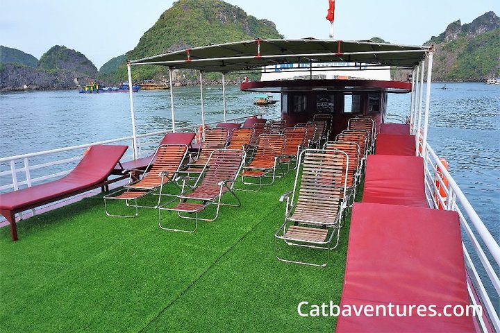 Full day trip to Lan Ha-Ha Long Bay from Cat Ba, avoid the crowds