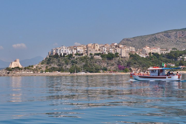 Tour - Mini Cruise at the Blue Grotto