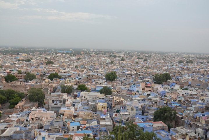Mehrangarh Fort and Blue City Historic Tour with Local Guide